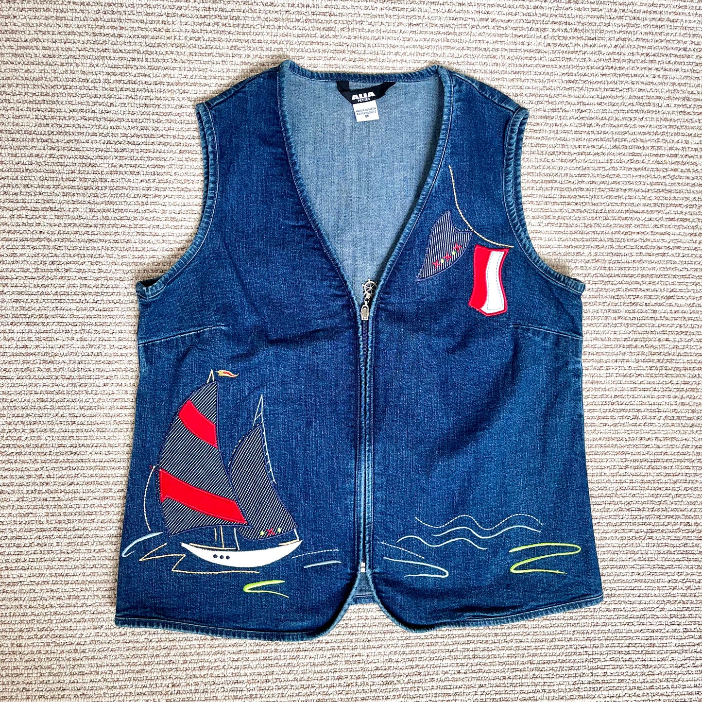 𝓥𝓘𝓝𝓣𝓐𝓖𝓔 DENIM SAILBOAT EMBROIDERED VEST