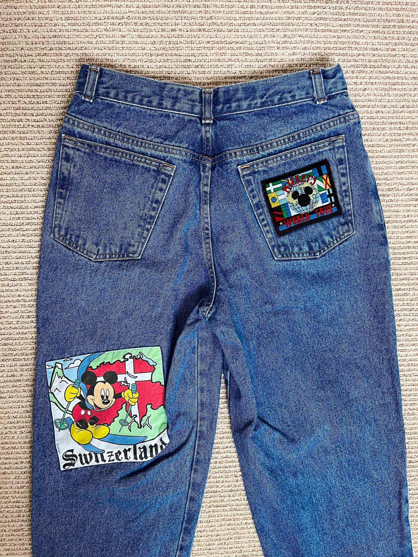 𝓥𝓘𝓝𝓣𝓐𝓖𝓔 DISNEY MICKEY BLUES PATCHWORK JEANS