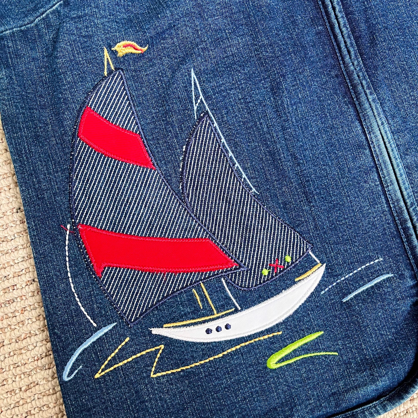 𝓥𝓘𝓝𝓣𝓐𝓖𝓔 DENIM SAILBOAT EMBROIDERED VEST